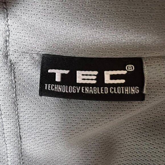 SCOTTeVEST Shirt Mens Size Large Charcoal Gray Performance Short Sleeve Pockets - Picture 7 of 16